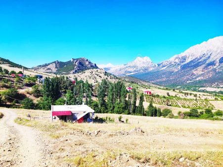 Pozantı Kar Emlaktan Yazacak Köyünde 550 M2 Arsa