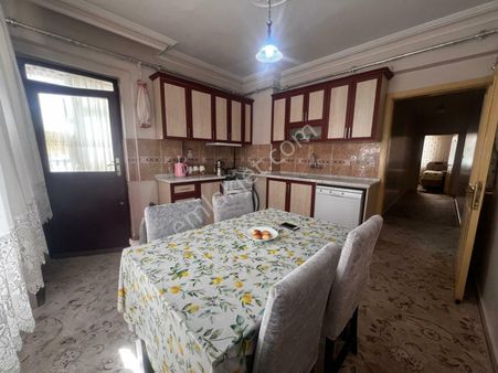 Fetih Cd Üzeri 3+1 Arakat Kombili