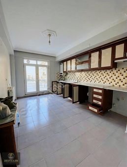 Yk-desticiler'den Emek Mah. Kapalı Pazar Yanı Geniş 2+1 Daire