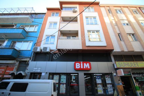 Esgyo'dan Y.emre Halk Çarşısı Yanı Bim Üstü Ara Kat 3+1 Daire