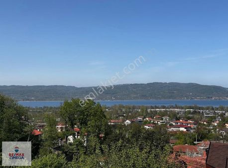 Sapanca Site İçi Manzaralı Satılık