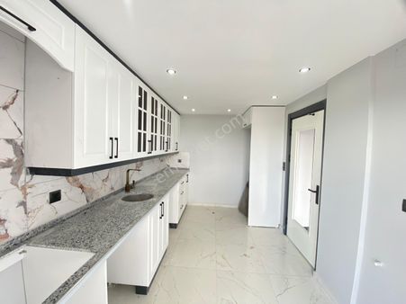 Yılmaz Gayrimenkulden İncırlık Kemalpaşada Satılık 2+1 K.mtfk