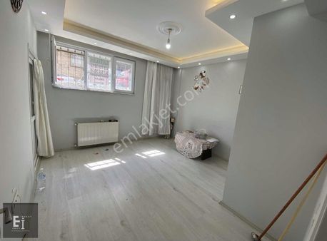 Eray Emlak'tan Satılık Bahçekatı 1+1 65m2 Meydan Konumlu