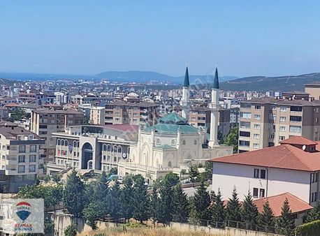 Çayırova Deniz Manzaralı Site İçinde 6+1 Daire İskanlı Satılık