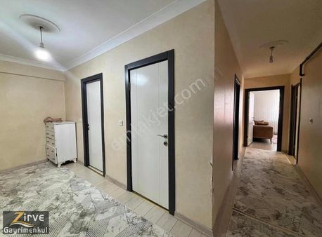 Zirve'den Yıldırım Mahallesi 3+1 İskanlımasrafsız Satılık Daire!