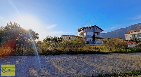 Başak'tan 175 M2 Oturumlu 2,5 Kat 700 M2 Arsa %25 2,5 Kat