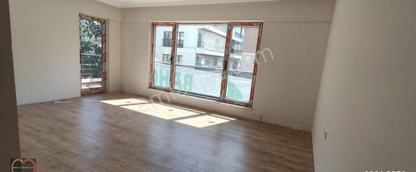 Bahçelievler De Yeni 1+1 Lüks Daireler