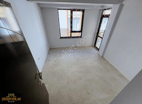 Şeker Emlaktn 130 M² 3+1 Özel Garajlı Ebeveyn Banyolu Lüx Daire