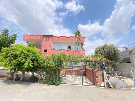 Yılmaz Gayrimenkulden İncirlik Kemalpaşada Satılık 2 Katlı Müstakil Köşe Başı