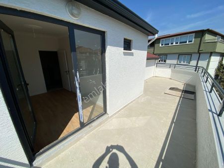 Ekşioğlu Gyd'den Darıca Emekte Hastaneye Yakın 4+1 Çatı Dubleksi