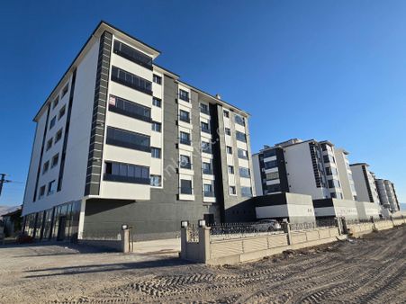 Barbaros Mah. 2+1 Lüks Satılık Sıfır Daire.