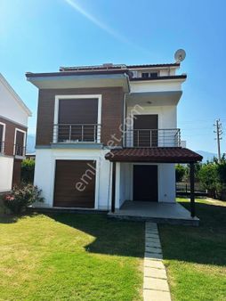 Geniş Odalı Tek Müstakil Mükemmel Villa