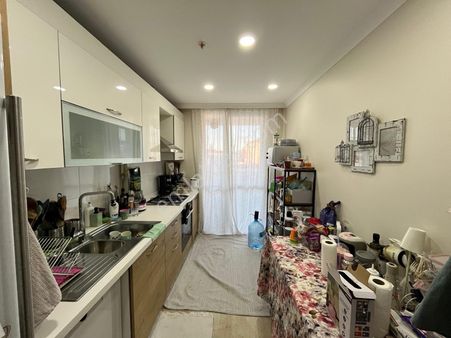 Kozyatağı Nda Ebeveyn Banyolu Açık Balkonlu Net 90 M2 Net 3+1