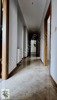 Sultanbeyli Adil Mh 2+1 Ebeveyn Banyo+wc Otopark Yangın Merdiven