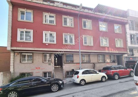 Ahmet Sezer'den Satılık Haliç Manzaralı 4+1 Dubleks Daire