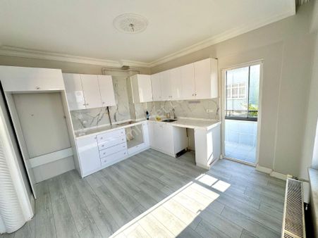 Lider Gayrimenkul'den İlyasköy Mh. 5+1 İçi Yapılı 18 Yıllık Fırsat Dubleks Daire