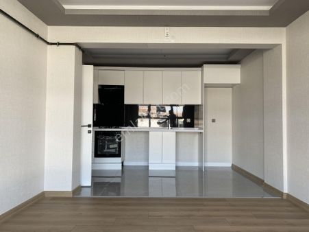 Yeni Ve Ferah 2+1 Daire – Merkezi Konum – Yüksek Getiri – Hemen Tapu-hisar Premıum Yatırım