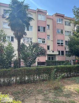 İzmit Yahyakaptan Mahallesinde Kiralık 2+1 Daire Hazır.