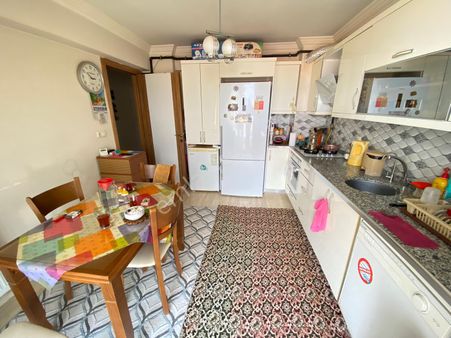 🏡 Muradiye Mahallesi 🏡 ✅3+1 125 M2 5 Katlınım 5 Katı ❇️kombi Petekli