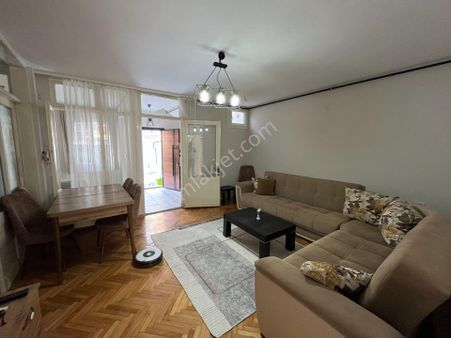 Gümüşpala'da Ziraat'e Yakın Doğalgazlı Eşyalı 2+1 Kiralık Daire