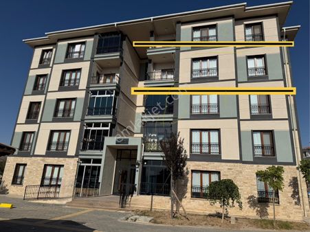 Global'den Yeni Tokide Tapulu Kiler Odalı Ara Kat 3+1 Satılık Daire