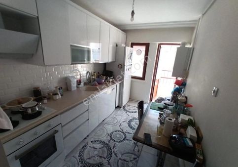 Aktepe Mah. 3+1 Üst Katta Yapılı Merkezi Konumda