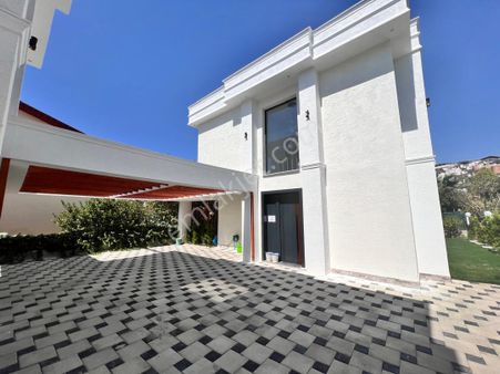 Mustakıl Vılla 4+1 Ozel Havuzlu