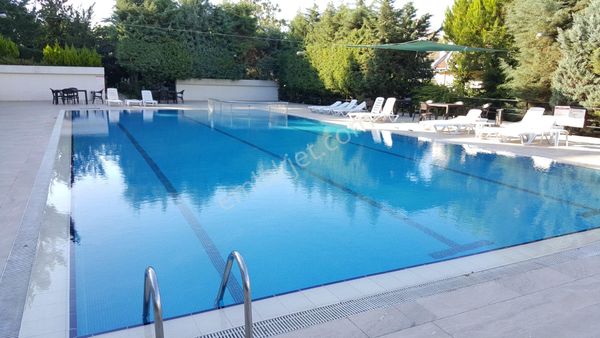 Finansman'dan... Havuzlu_ Müstakil Girişli_ Bahçeli_ Köşe Villa