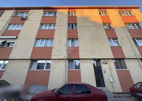 Yeşiltepe Mahallesi Site İçi Bakımlı Satılık 3+1 Daire