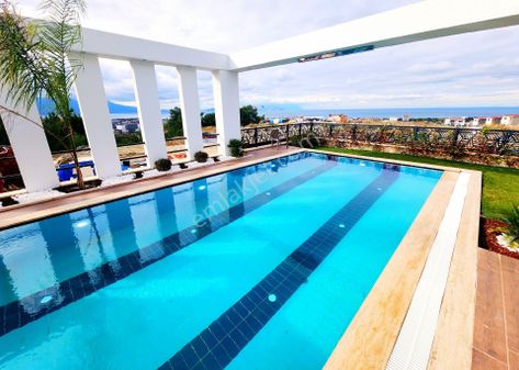 Kuşadası Satılık Muhteşem Manzara Satılık Son Villalar