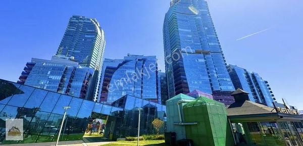 Ağaoğlu Maslak 1453 2+1 L Balkon Büyük Tip Satılık Daire-boş