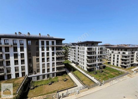 Emlak Konut Çınarköy Evleri " 4+1 Kiralık Daire "