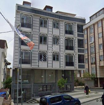 Arnavutköy Merkez'e Yakın Toplam 7 Katlı (3 Daireli Ve 1 Depolu Dükkanlı) Satılık Lüks Bina