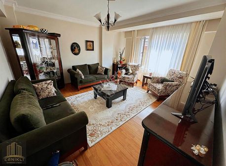 Gop Pazariçi Mah. 3+1 115m² Çift Balkonlu Satılık Daire