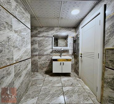 Metrobüse Yakın Site İçerisinde 3+1 Satılık Daire