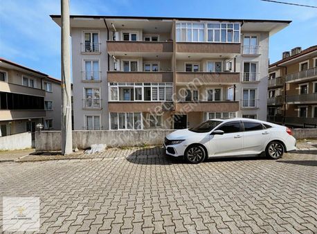 Royal Gayrimenkul'den Beşköprü'de Geniş Ve Ferah 2+1 Daire