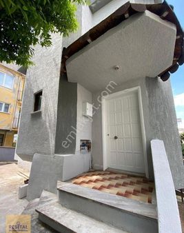 Güzelyalı Eğitim Mah'de Satılık 4+1 Bahçeli Villa Resital Big'de