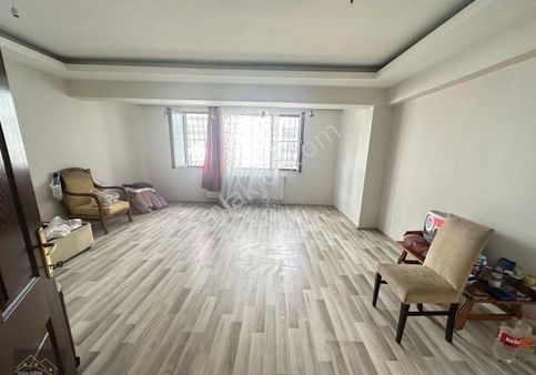 Reşadıye’den Dikmen Karapınar’da Cevizlidere Cad’si Yakın 2+1 100 M2 Y.giriş Daire