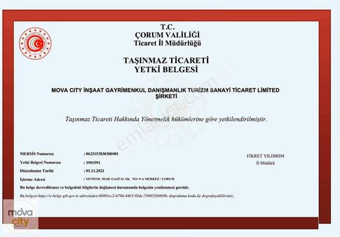 Gazi Caddesinde 3+1 Cadde Cepheli Satılık Ofis