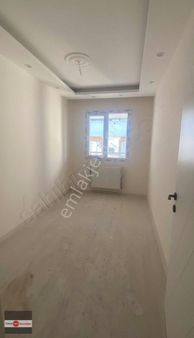 Muradiye'de 2+1 Satılık Daire