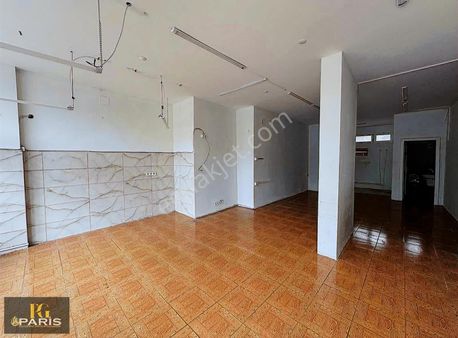 Paris'ten Barış Manço Bulvar Üzeri Satılık Dükkan&mağaza