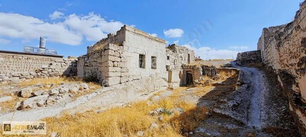 Fed Global/incesu'da Kangir Ev Ve Kayaya Oyulmuş Ahır