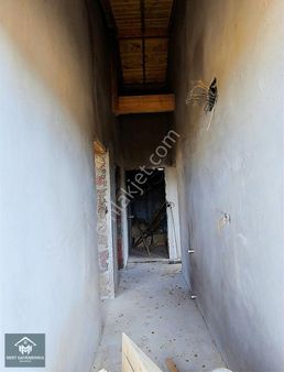 Eski Görecede Satılık 183m2 Arazi İçinde Sıfır 90m2 Taş Ev