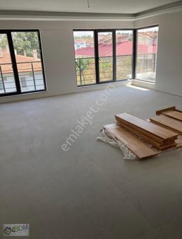 Bdm Den;yeni Binada , 2. Cadde Üzerinde 4+1 Dubleks