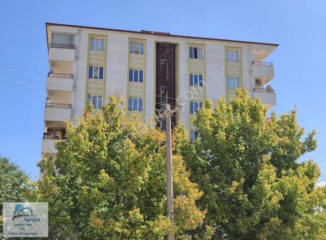 Sürsürü Mah Belediye Karşısı Siteli Kiralık 3+1 Ara Kat Daire