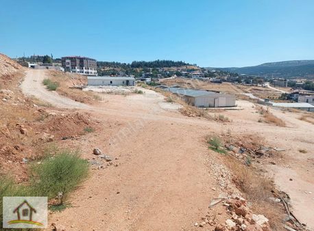 Ömer G.menkulden Y.pazarcık Toki Yanında Satılık Arsa