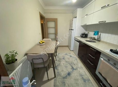 Necip Emlaktan 3+1 Velibanın Merkezinde Satılık Daire