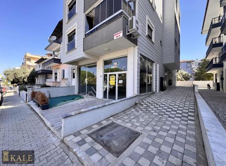 Kale'den Cadde Üstü Kiralık Kupon Dükkan