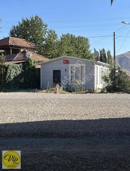 Vip Line Gayrimenkul Den Sürgü Mahellesi Anayolda Satılık Ev