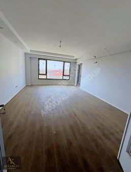 Tepe Bölgesinde Site İçinde 3+1 Daire